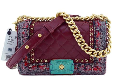 chanel 16k red le boy